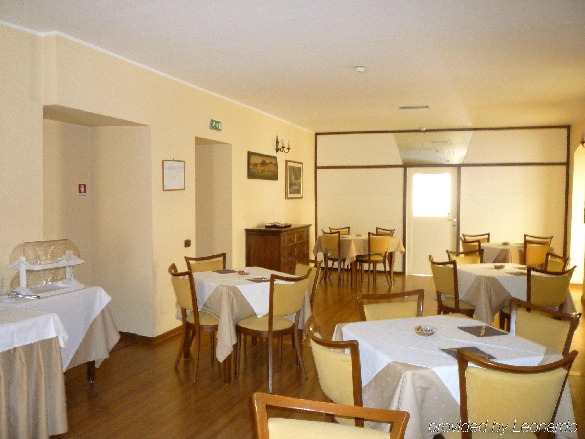 Hotel Sebino Sarnico Restaurant photo